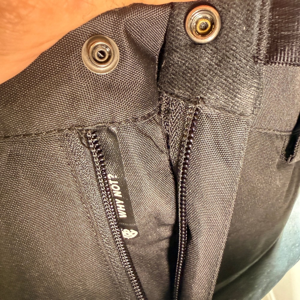 686 Snow Pants Men XL Black Excellent Authentic infiDRY Waterproof Cargo - Picture 9 of 10